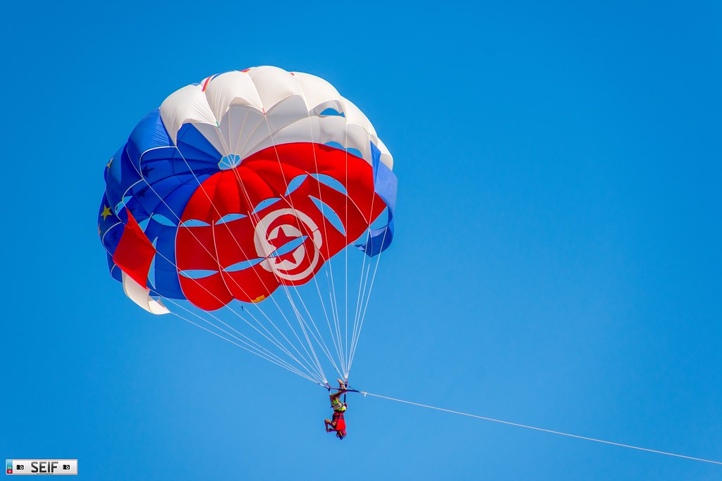 Parachute in nabeul and hammamet